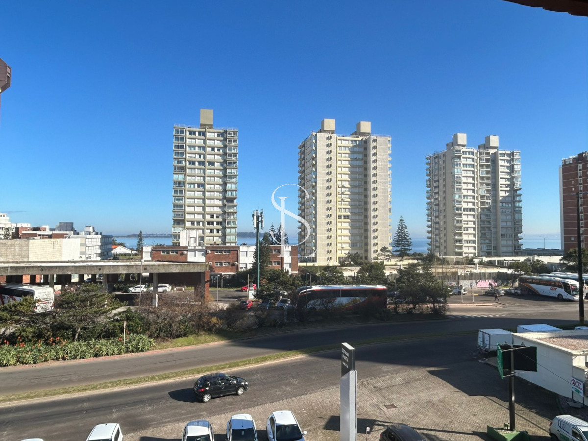 Apartamento ID.47 - Espectacular apartamento en primera linea de playa Brava