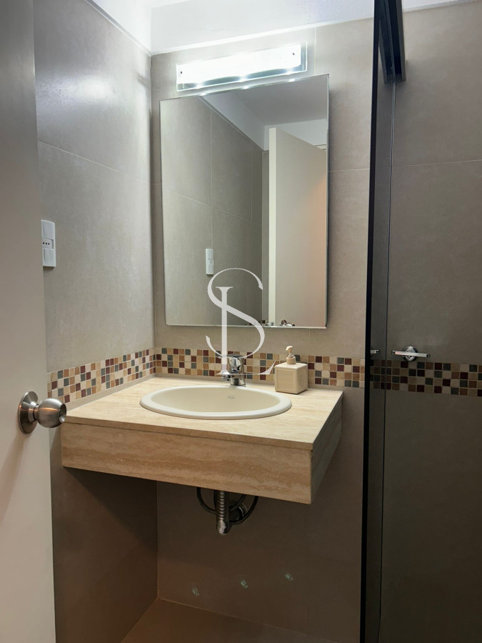 Apartamento ID.32 - Vista al Puerto, piso alto