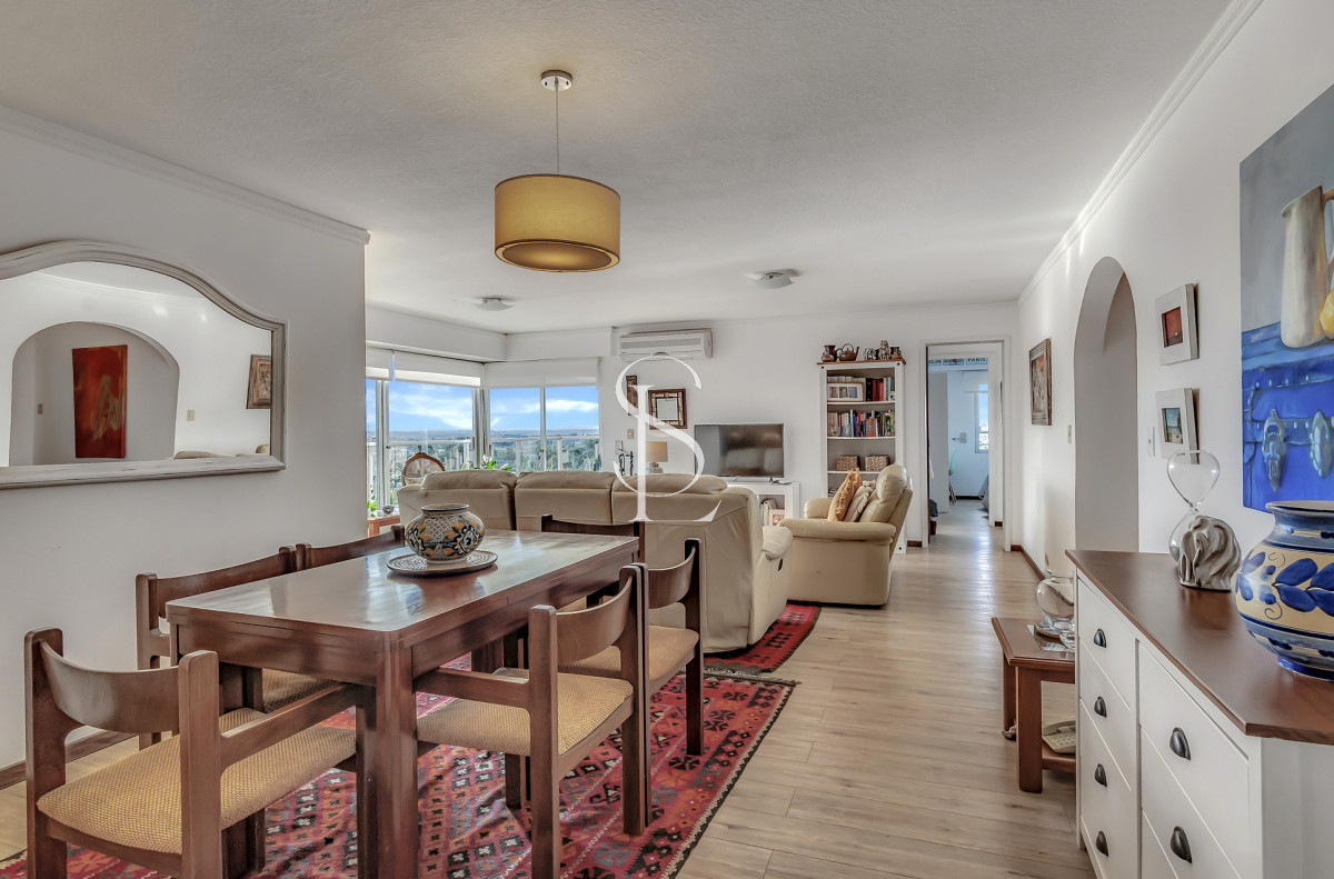 Apartamento ID.144 - Apto en venta, amplia planta y la mejor orientación