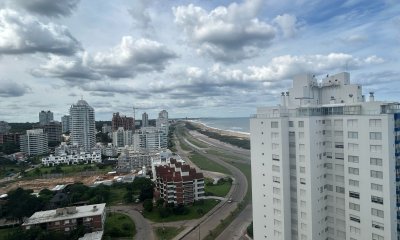 Pent House en playa Brava con parrillero propio