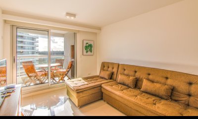 Apartamento en venta en brava con parrillero