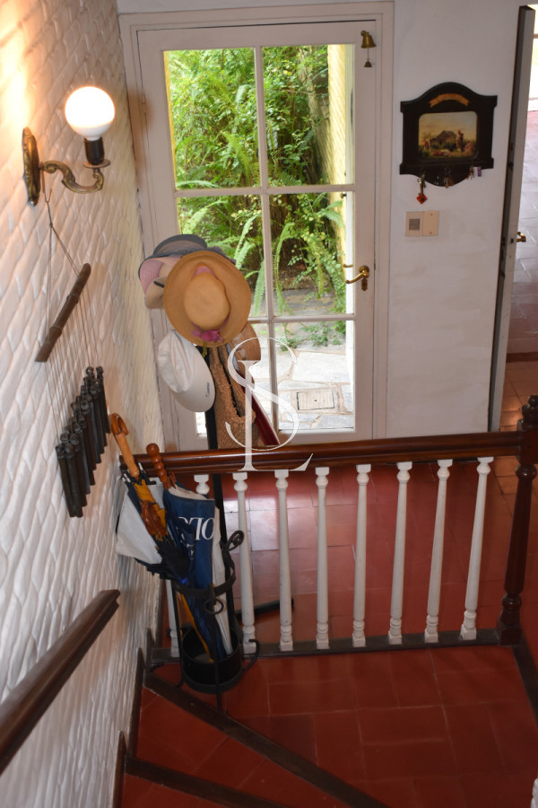Casa ID.12 - Chalet de época en Playa Mansa