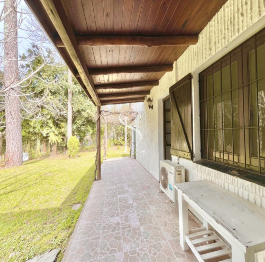 Casa ID.73 - Chalet de construcción tradicional