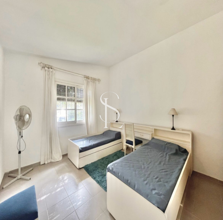 Casa ID.73 - Chalet de construcción tradicional