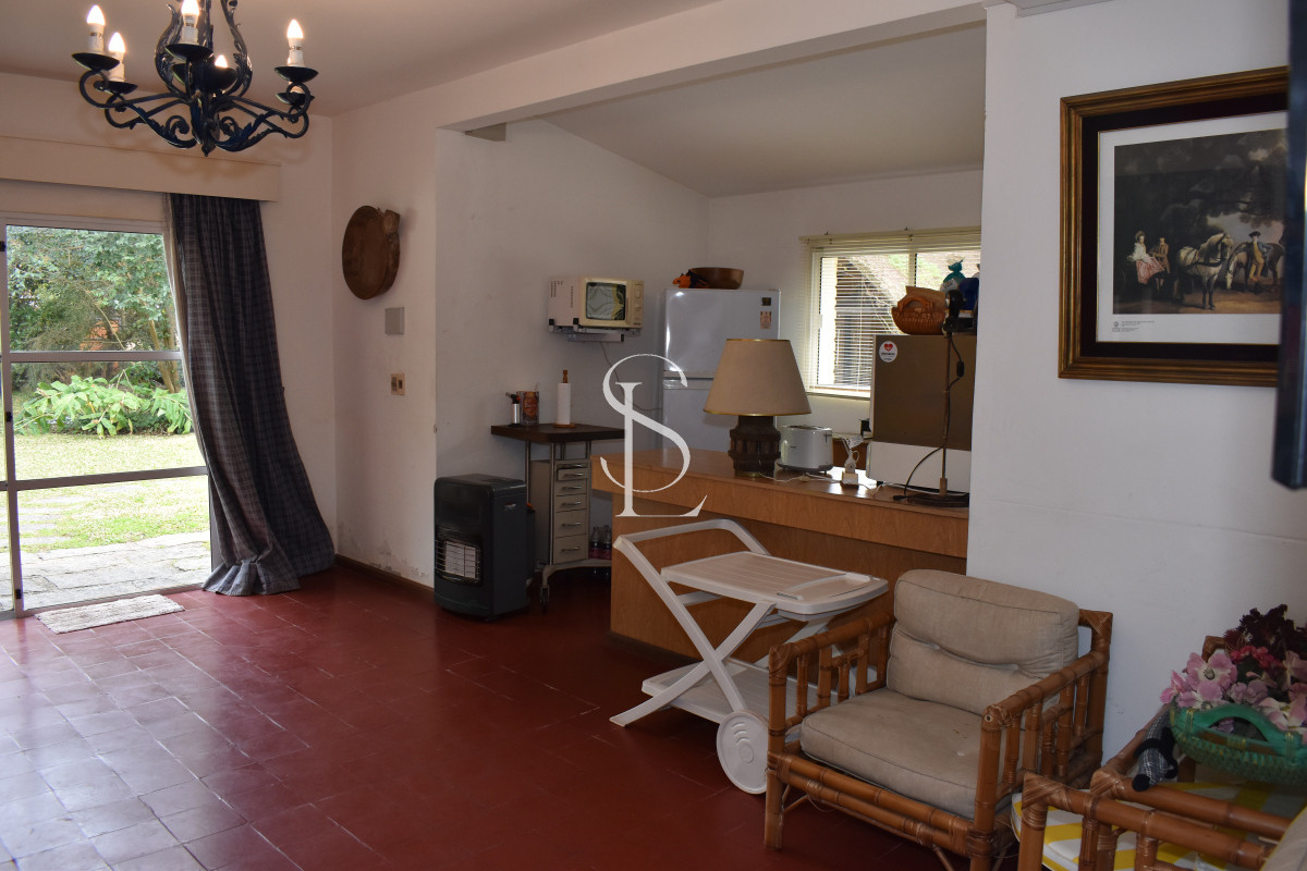 Casa ID.12 - Chalet de época en Playa Mansa