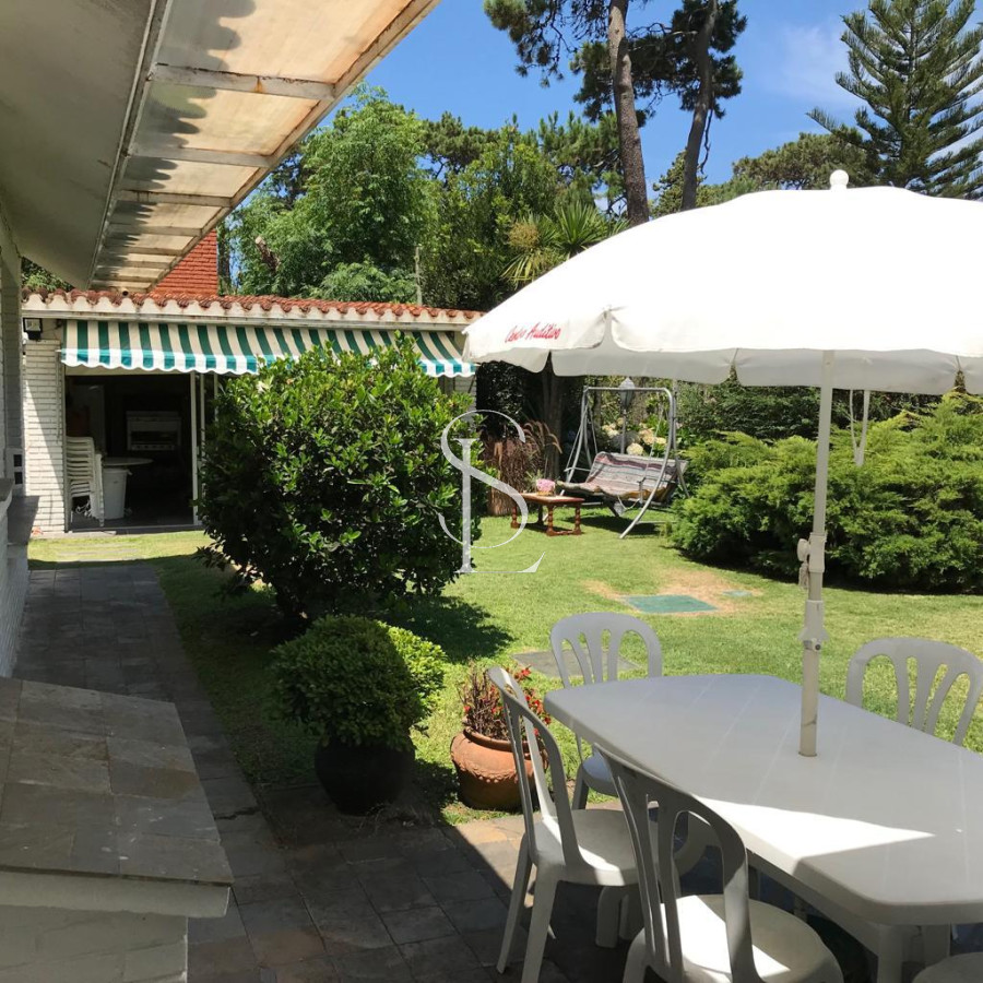 Casa ID.8 - Barrio Cantegril