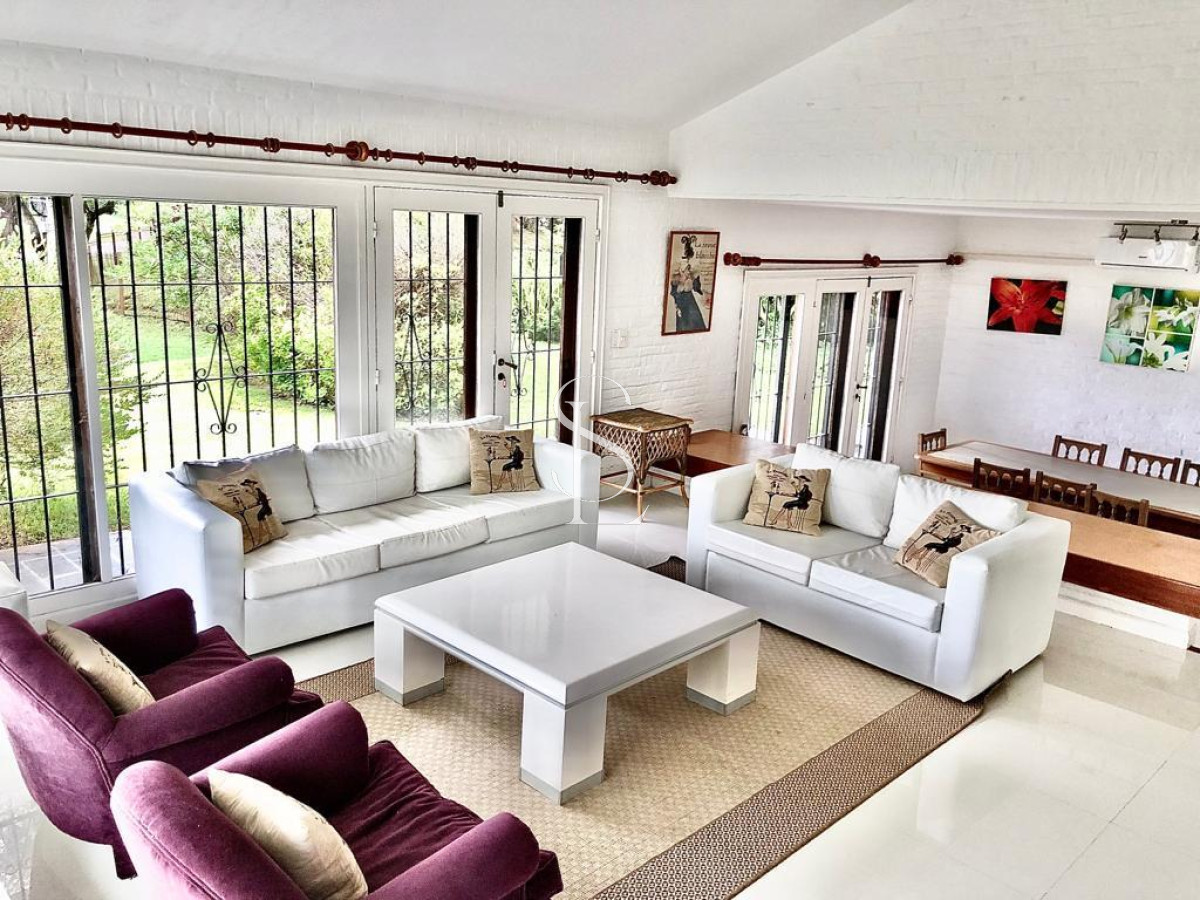 Casa ID.57 - Chalet en Barrio Lugano