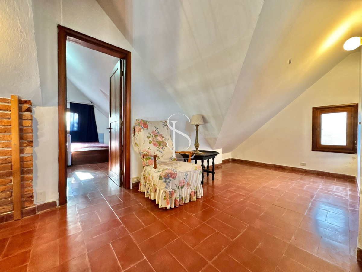 Casa ID.205 - Chalet tradicional en el corazón de San Rafael
