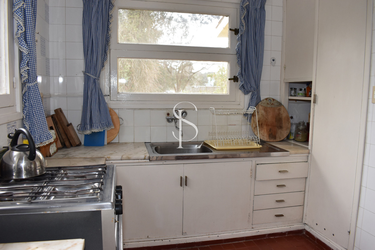 Casa ID.12 - Chalet de época en Playa Mansa