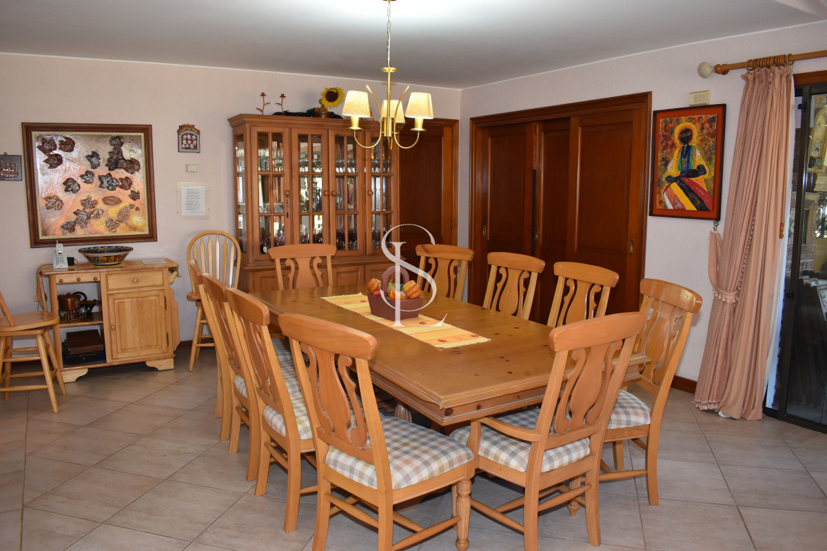 Casa ID.20 - Playa Mansa a 1 cuadra del mar