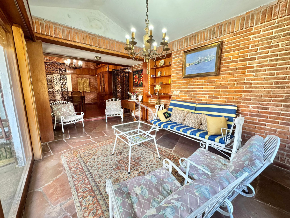 Casa ID.205 - Chalet tradicional en el corazón de San Rafael