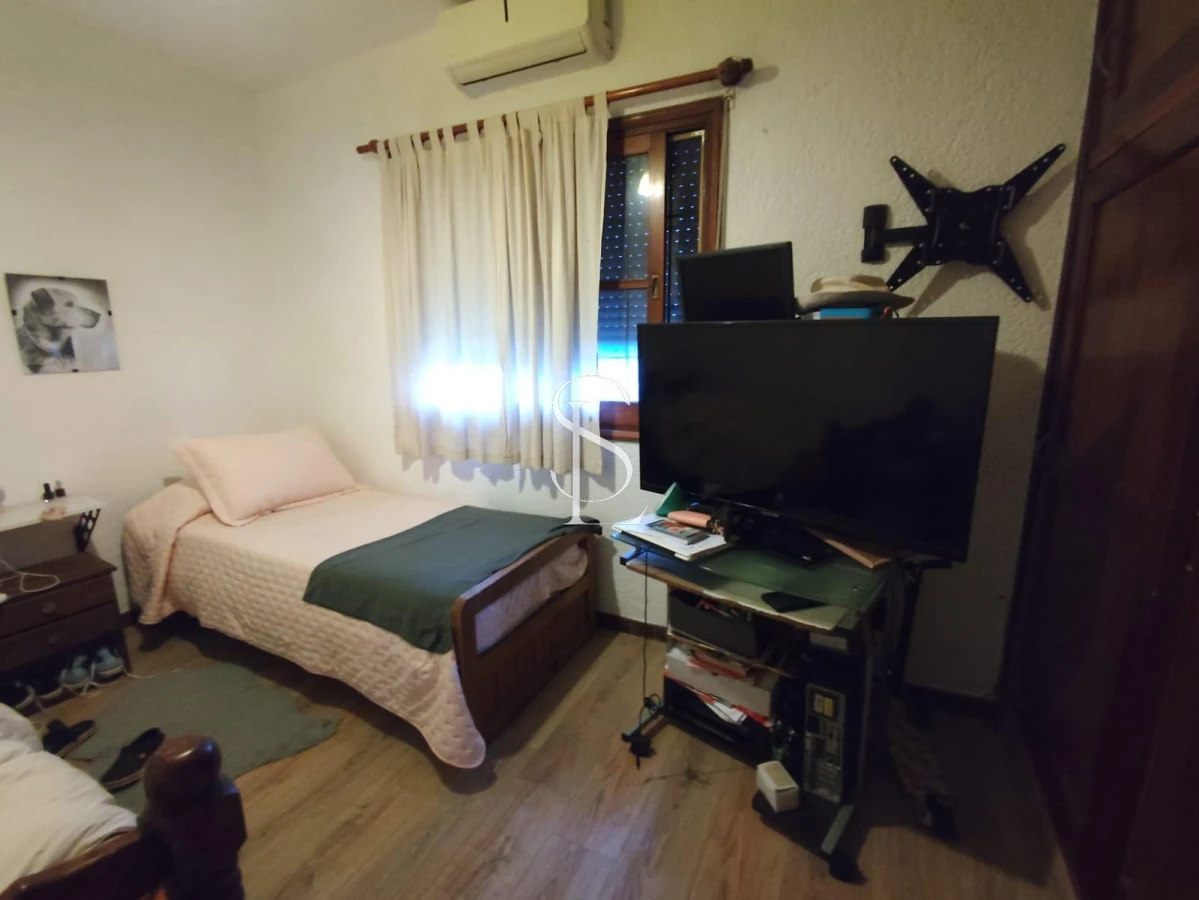 Casa ID.182 - Oportunidad en Jardines de Córdoba