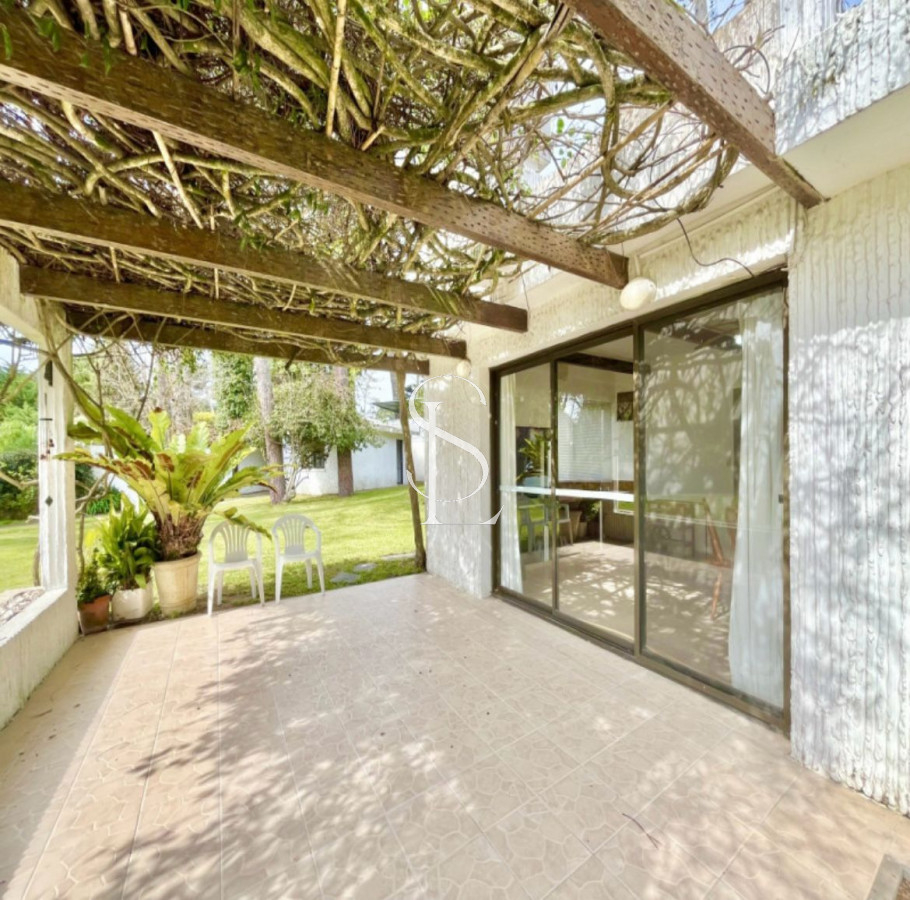 Casa ID.73 - Chalet de construcción tradicional