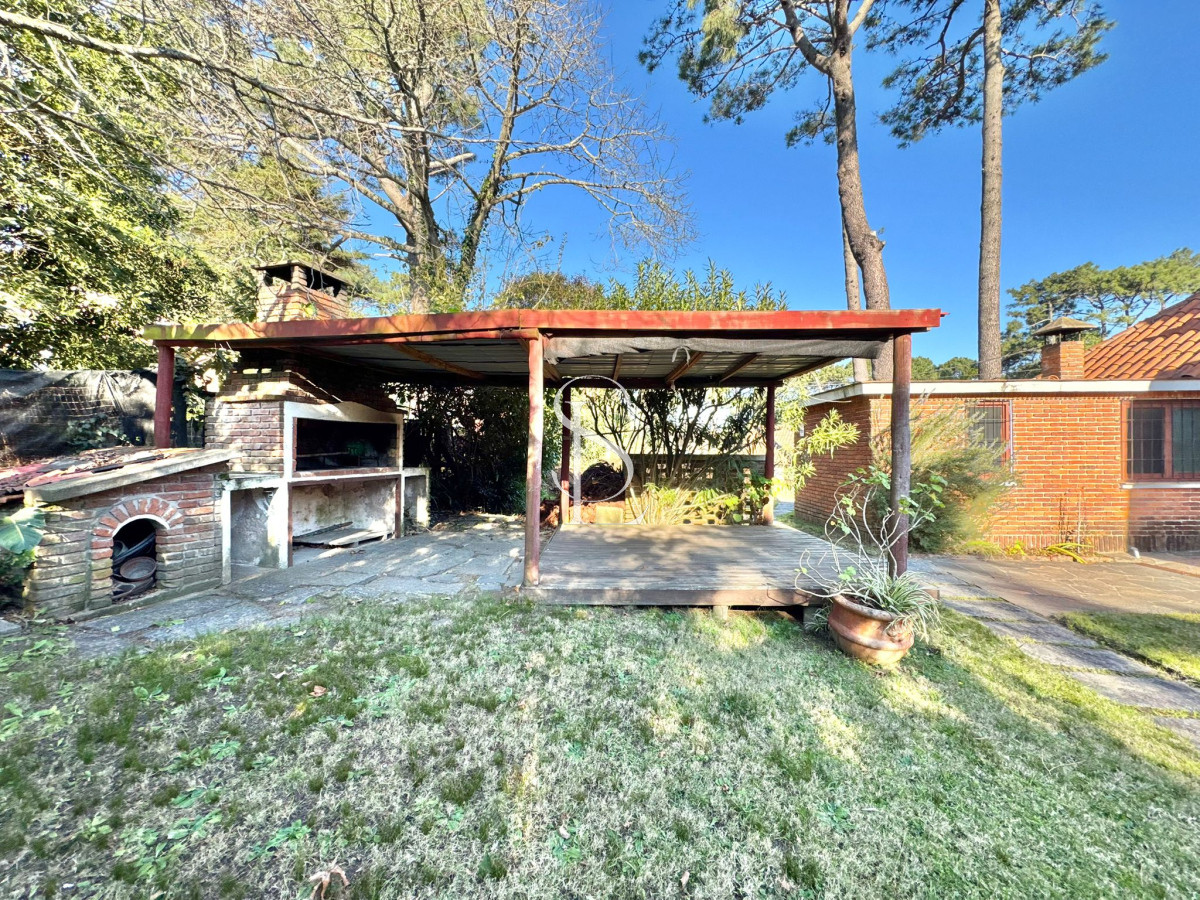 Casa ID.205 - Chalet tradicional en el corazón de San Rafael