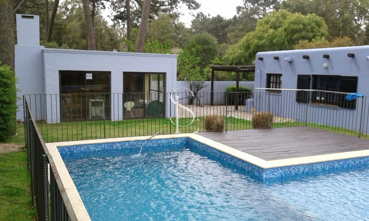 Casa ID.182 - Oportunidad en Jardines de Córdoba