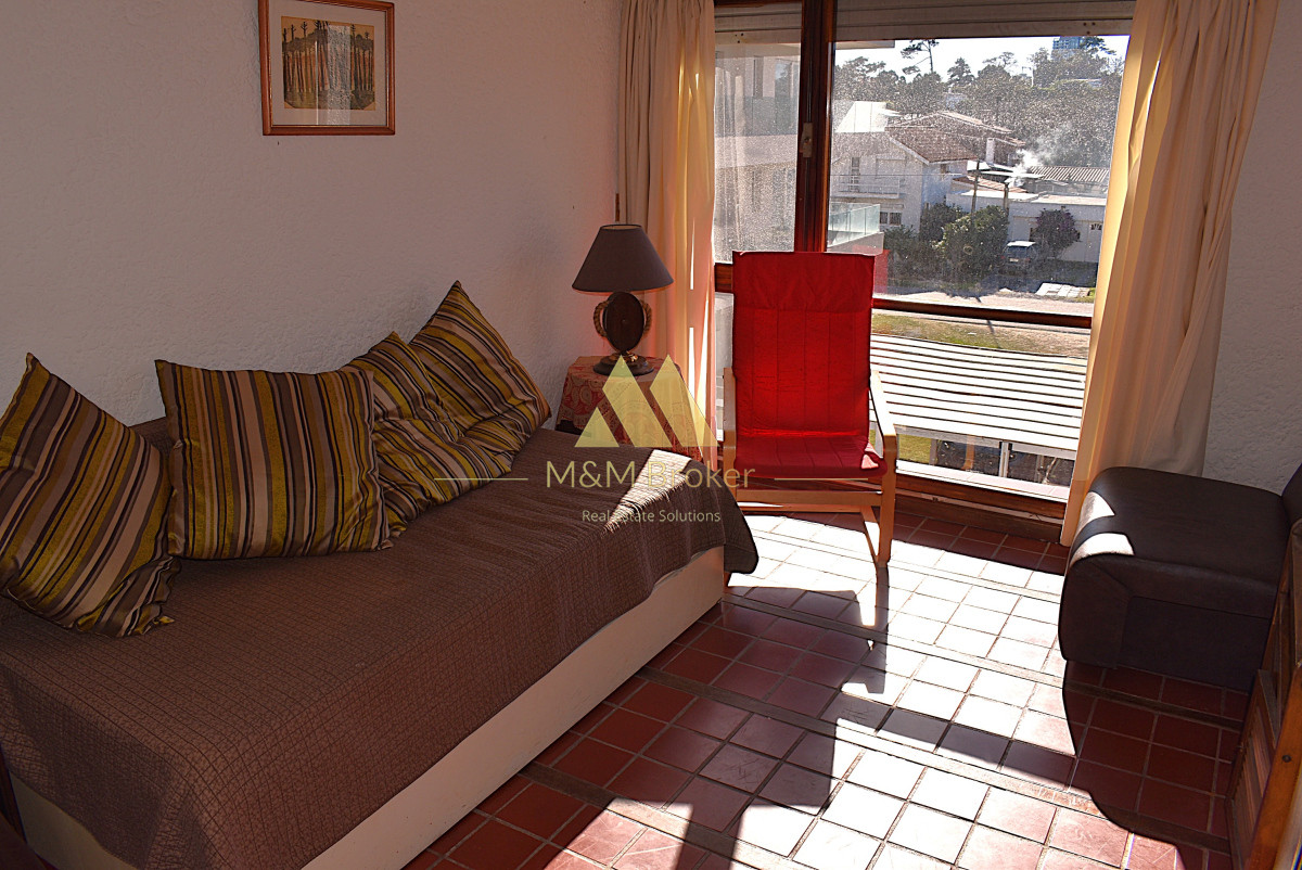 Apartamento ID.789 - Venta Apartamento Edificio frente al Mar, Punta del Este