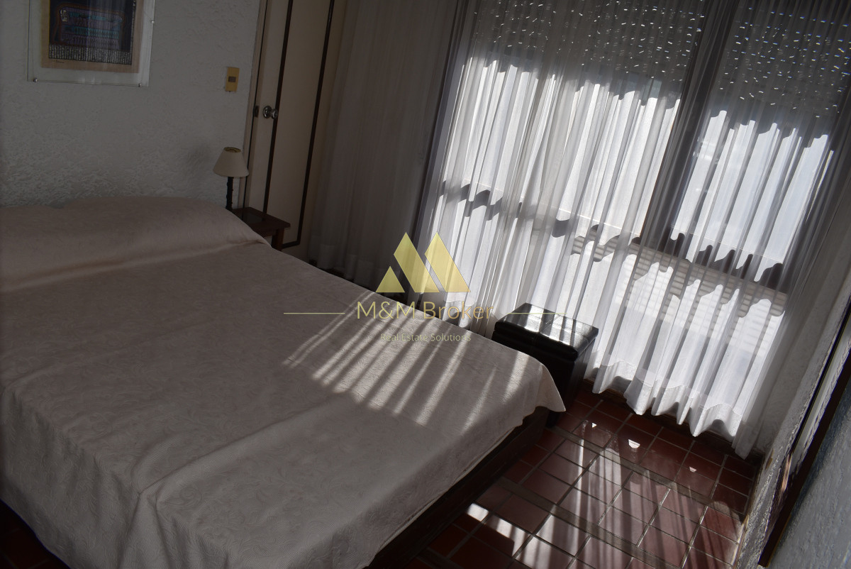 Apartamento ID.789 - Venta Apartamento Edificio frente al Mar, Punta del Este