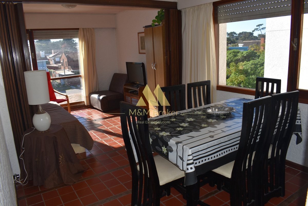 Apartamento ID.789 - Venta Apartamento Edificio frente al Mar, Punta del Este