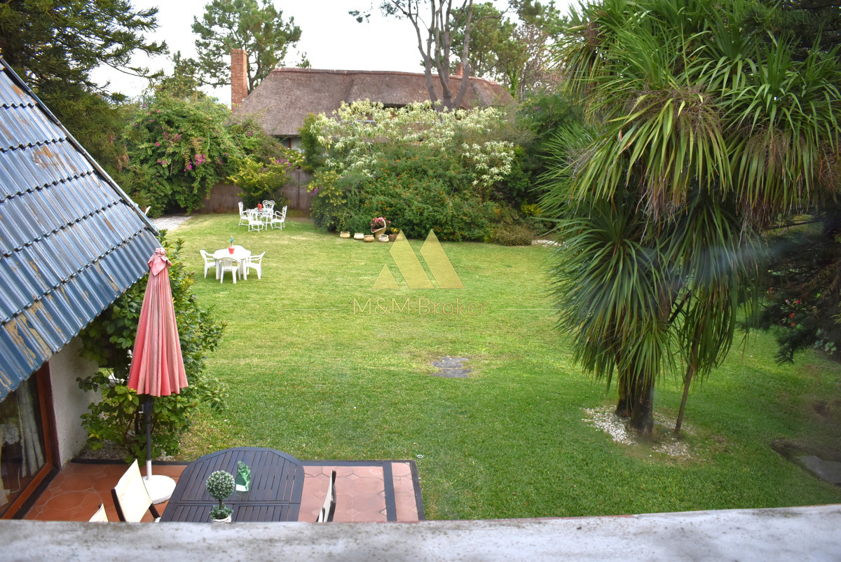Casa ID.797 -  Cabaña luminosa con jardín privado en Pinares, Punta del Este