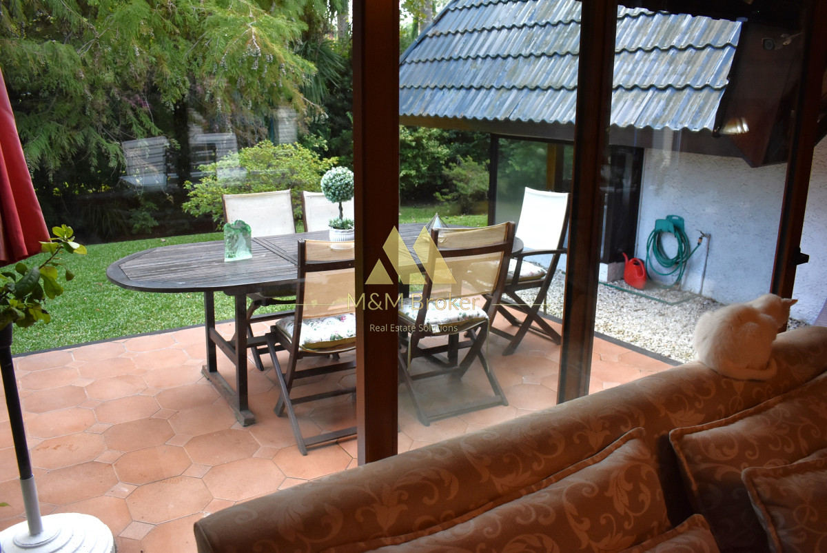 Casa ID.797 -  Cabaña luminosa con jardín privado en Pinares, Punta del Este