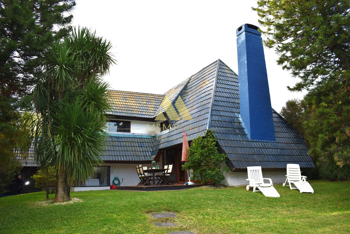 Casa ID.797 -  Cabaña luminosa con jardín privado en Pinares, Punta del Este