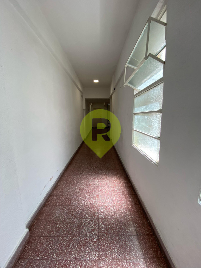 https://ri.com.uy/f/556/0/1200/0/0/0/090505802bee31f872c8f0c5c95fda30.jpg