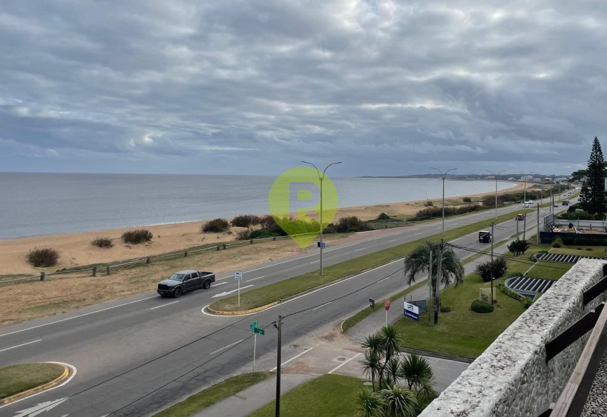 https://ri.com.uy/f/556/0/1200/0/0/0/d2bb48b18af968b5bb76d17b5acf6c82.jpg
