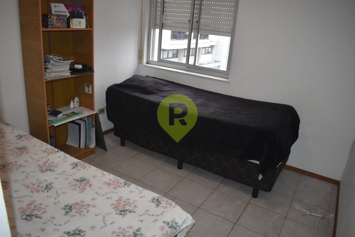 https://ri.com.uy/f/556/0/1200/0/0/0/ef283077c8a8259176344f04f6141e56.jpg