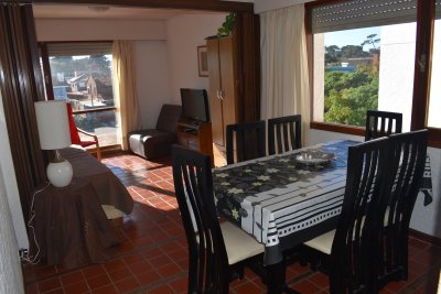 Venta Apartamento Edificio frente al Mar, Punta del Este