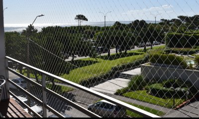 Venta de apartamento en edificio frente al mar en Punta Del este !!!