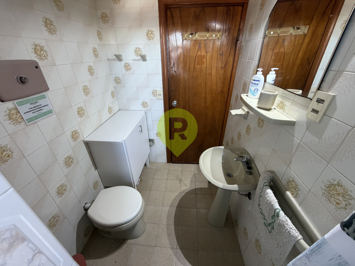 https://ri.com.uy/f/556/1/1200/0/0/0/00c97b6ad7d9dadd75eec8b7e4cea84e.jpg