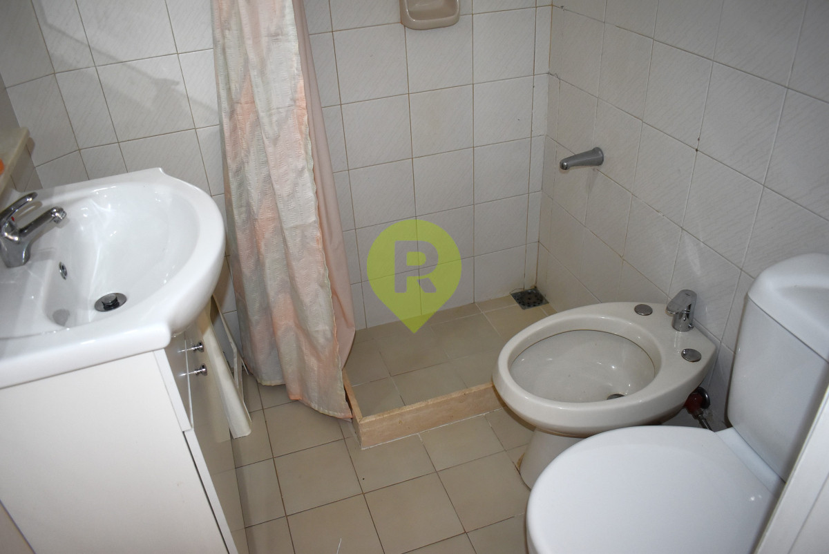 https://ri.com.uy/f/556/1/1200/0/0/0/0f21851297e68677da9a005c217addad.jpg