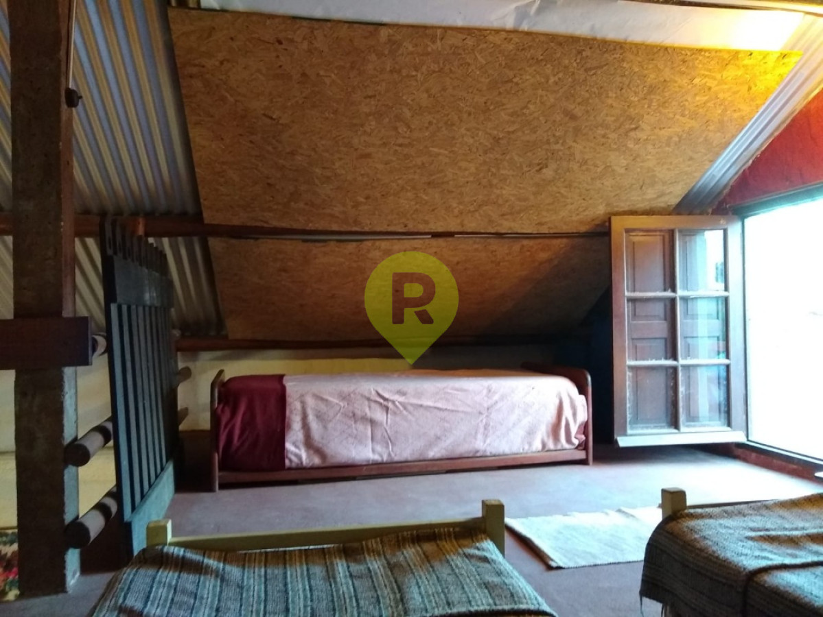 https://ri.com.uy/f/556/1/1200/0/0/0/11571.jpg