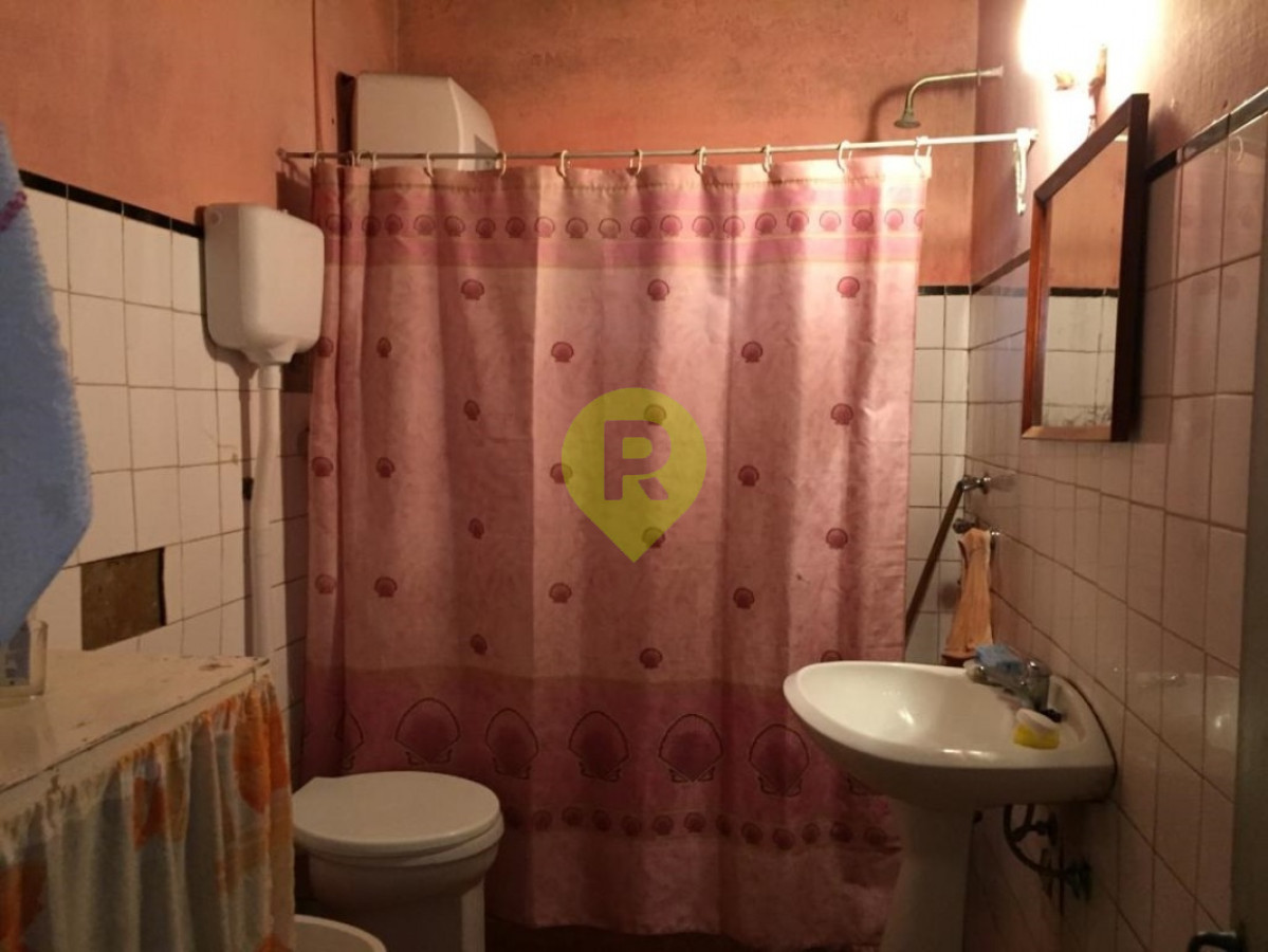 https://ri.com.uy/f/556/1/1200/0/0/0/11935.jpg