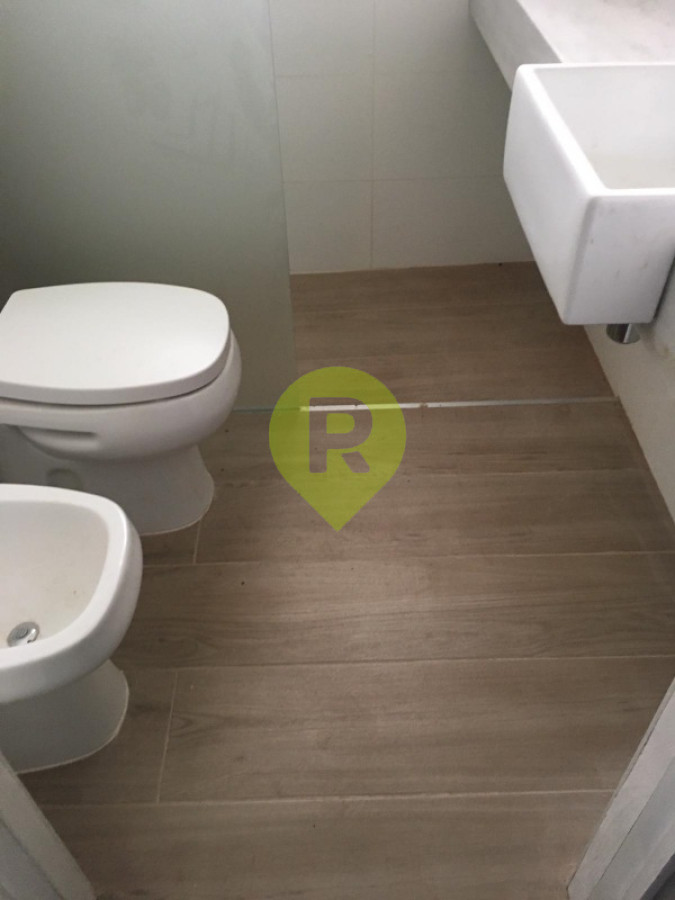 https://ri.com.uy/f/556/1/1200/0/0/0/12284.jpg