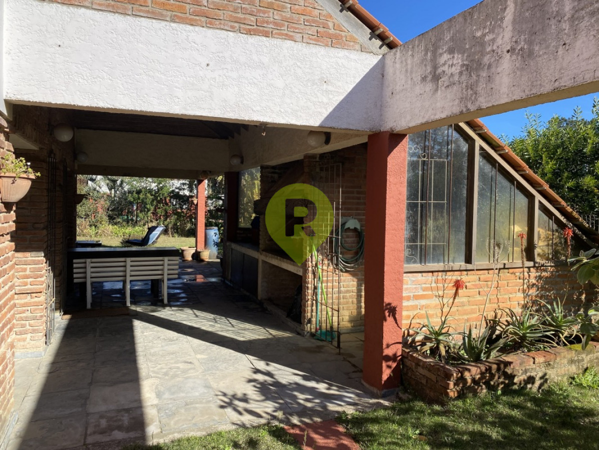 https://ri.com.uy/f/556/1/1200/0/0/0/14178.jpg