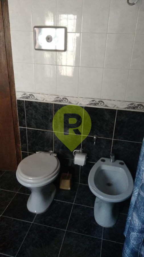 https://ri.com.uy/f/556/1/1200/0/0/0/16588.jpg