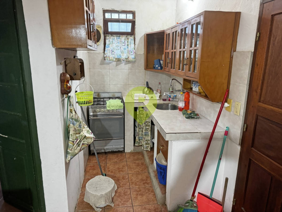 https://ri.com.uy/f/556/1/1200/0/0/0/18240.jpg