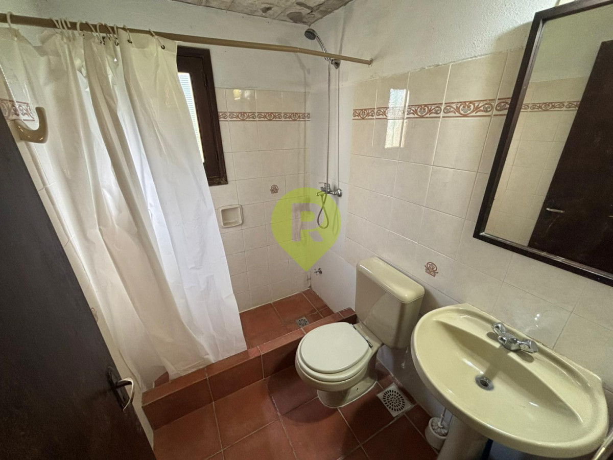 https://ri.com.uy/f/556/1/1200/0/0/0/192f686aa728d73469f160efd4e05255.jpg