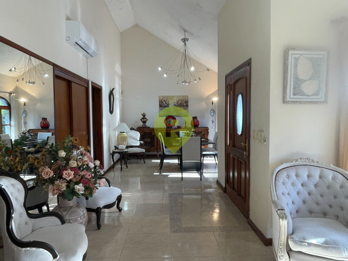 https://ri.com.uy/f/556/1/1200/0/0/0/23fa8d4c899035e5758cbe16efa2a98e.jpg