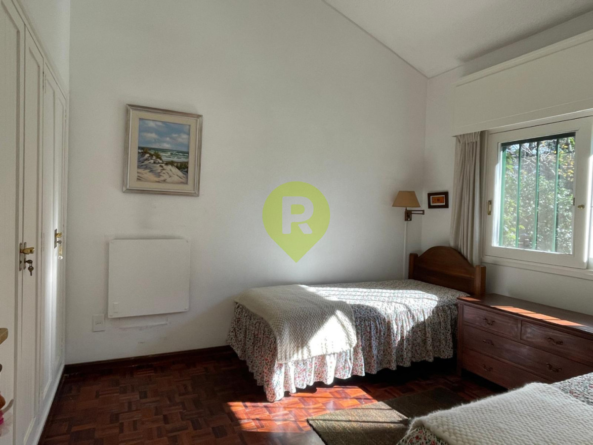 https://ri.com.uy/f/556/1/1200/0/0/0/27925cd0b31118ef2ed44b0da281d076.jpg