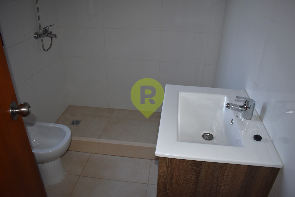 https://ri.com.uy/f/556/1/1200/0/0/0/36e677b01ffddc67f3445271369c5b74.jpg