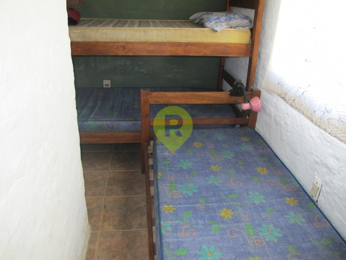 https://ri.com.uy/f/556/1/1200/0/0/0/3833.jpg