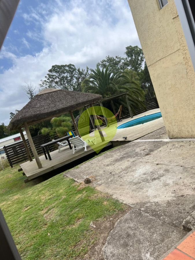 https://ri.com.uy/f/556/1/1200/0/0/0/4e66aa6b93444694dc964610ae675e8d.jpg