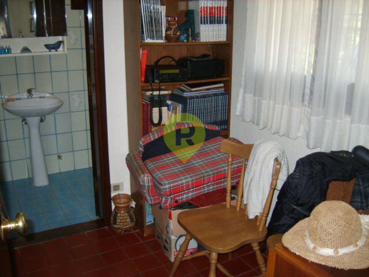 https://ri.com.uy/f/556/1/1200/0/0/0/5750f6801b24b8e5860d4e9a59bdf78e.jpg