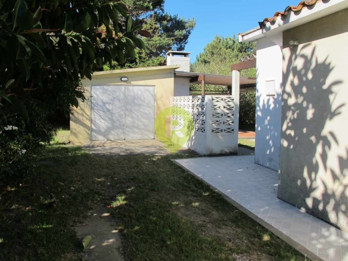 https://ri.com.uy/f/556/1/1200/0/0/0/6335.jpg