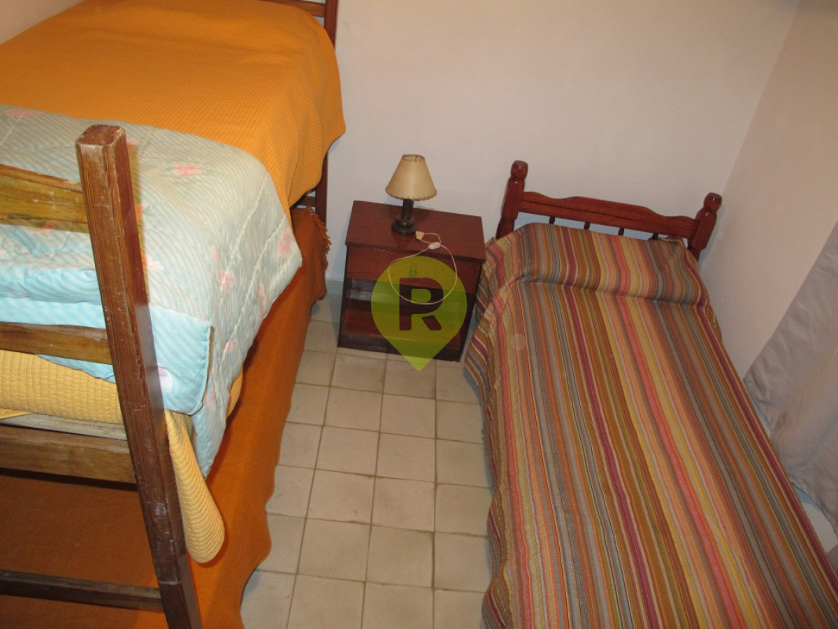 https://ri.com.uy/f/556/1/1200/0/0/0/6493.jpg