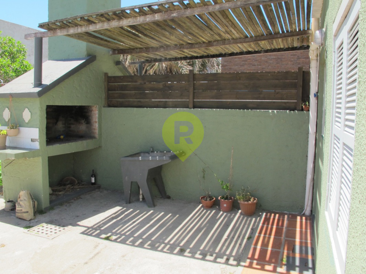 https://ri.com.uy/f/556/1/1200/0/0/0/6498.jpg
