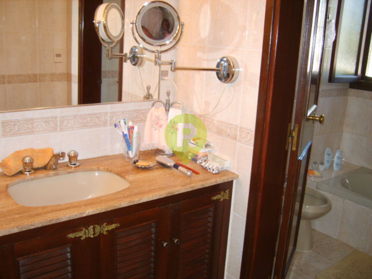 https://ri.com.uy/f/556/1/1200/0/0/0/69a907068adfeff18027e9920f9f75eb.jpg