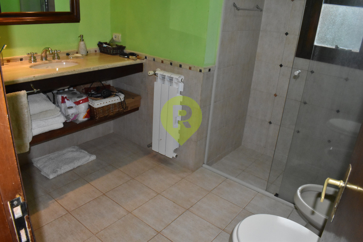 https://ri.com.uy/f/556/1/1200/0/0/0/a5d0ae136e19d7764e553766d2e48d7e.jpg